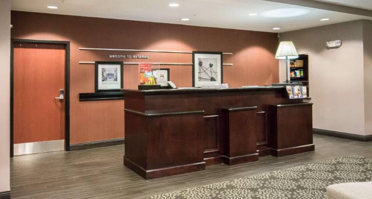 Hampton Inn & Suites Orlando-John Young Pkwy/S Park — photo 4
