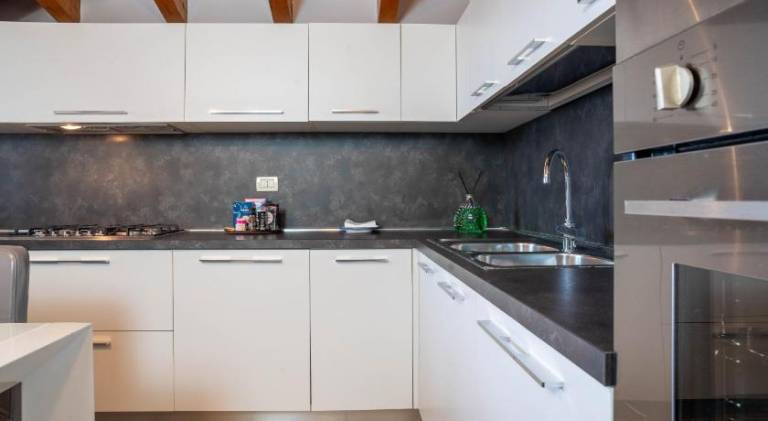 Apartment with 2 rooms for 6 persons — photo 4