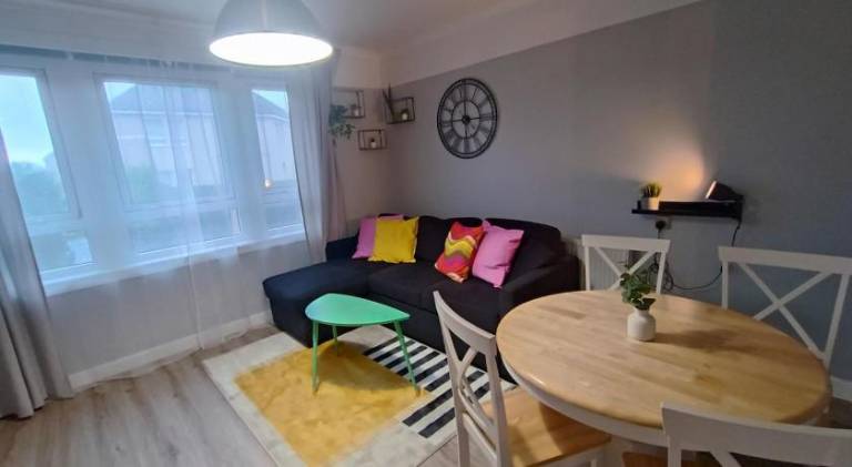 Nice rental apartment | Pet-friendly in Paisley