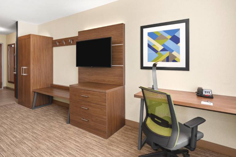 Holiday Inn Express And Suites Suisun City Napa Valley Area By IHG