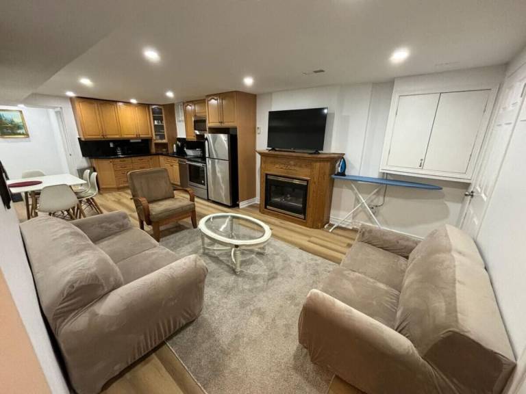 Apartment  Ajax