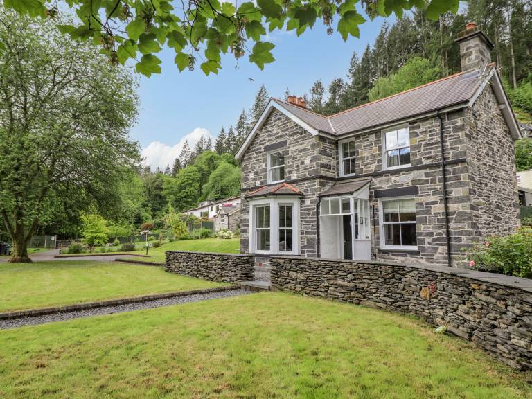 Child-friendly cottage with garden & jacuzzi | Pet-friendly — photo 2