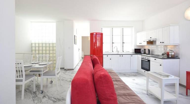 Grand Harbour Apartments — photo 3