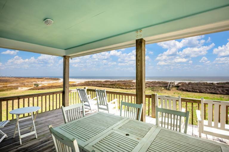 Spacious vacation home with barbeque | Beach view | Pets are welcome — photo 3
