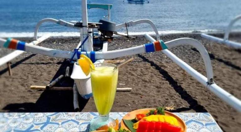 Surya Amed Beach — photo 4