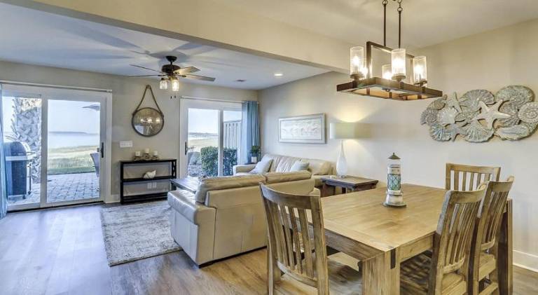 Spacious villa | Pet-friendly in Hilton Head Island, SC