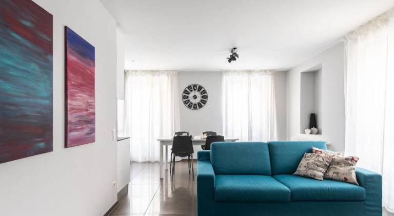 Rental apartment | Perfect for remote work | Pets allowed in Paradiso