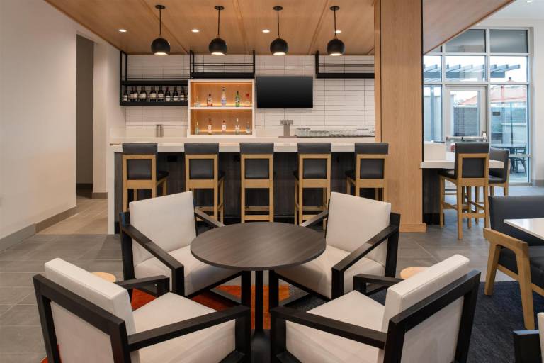 Hyatt House Fresno/Campus Pointe — photo 5