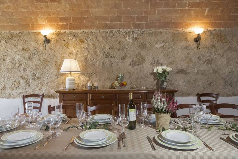 Villa with barbeque, garden & private pool — photo 4