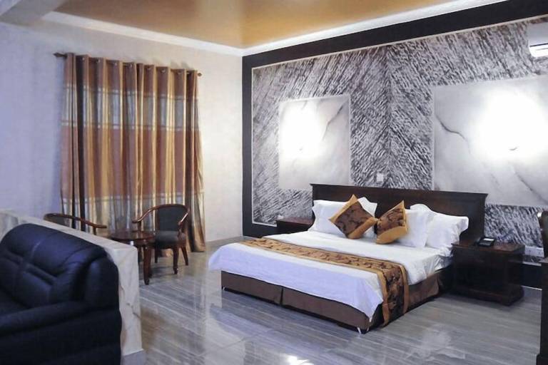 Tomreik Hotel in Accra