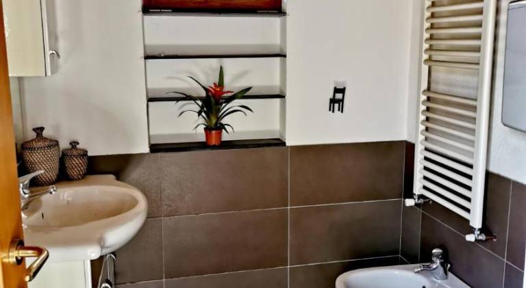 House with 2 rooms for 4 persons — photo 2