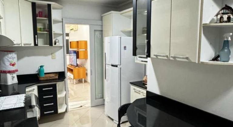 Apartment with 2 rooms for 6 persons — photo 3