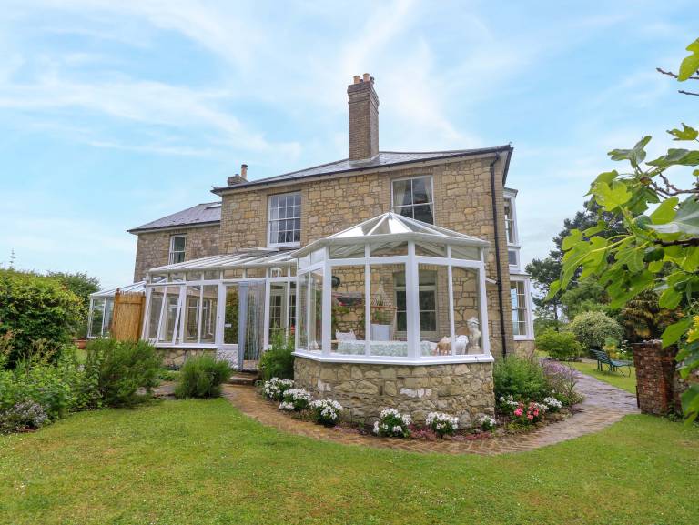 Cottage Freshwater