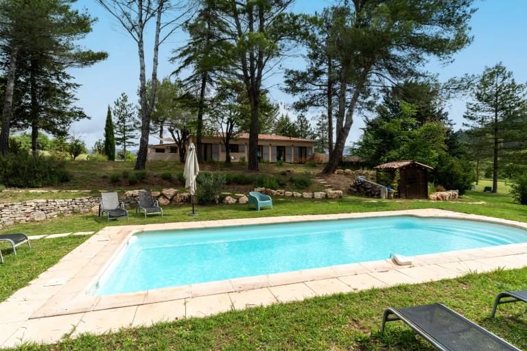 Studio with Pool in the Luberon – Maison Marvic — photo 2