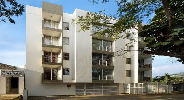 Condo  Cali