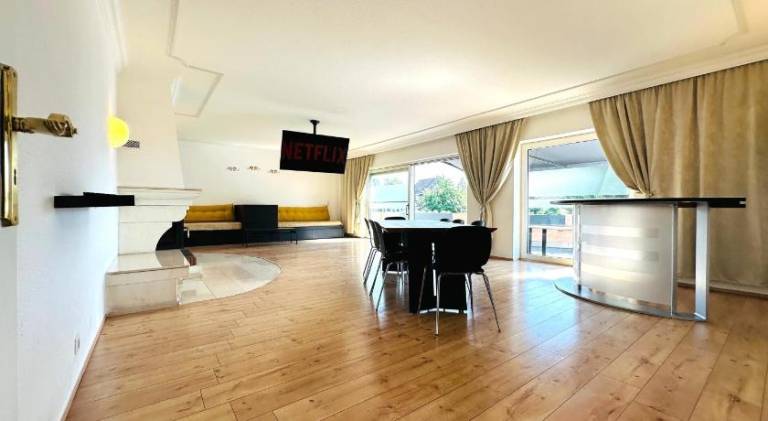 Ferienwohnung  Worringen