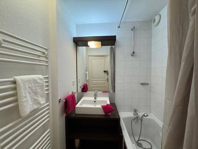 33 m² Ferienwohnung ∙ 2 Schlafzimmer ∙ 6 Gäste – Bild 4