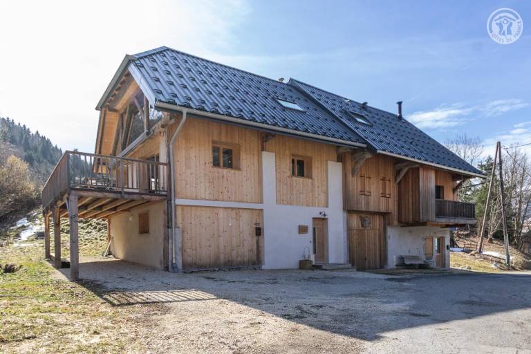 Wonderful gite with terrace | Pet-friendly in Chambéry