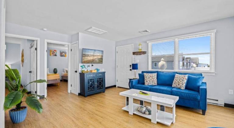 House | Dogs allowed in Somers Point, NJ