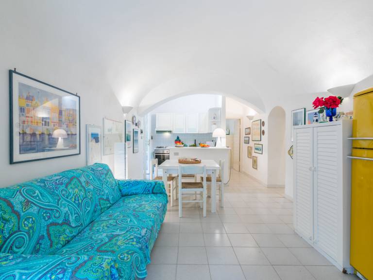 Fully equipped vacation home with yard, barbeque & terrace | Close to the beach | Pets allowed — photo 5