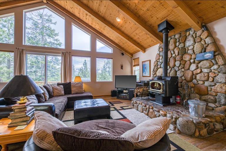 House Mammoth Lakes