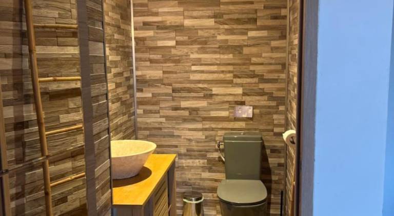 Rental apartment with pool & hot tub — photo 5