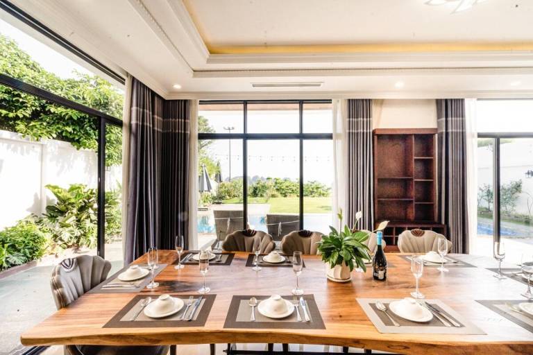 Villa with pool, jacuzzi & BBQ | Water view | Suitable for remote work | Dogs allowed — photo 3