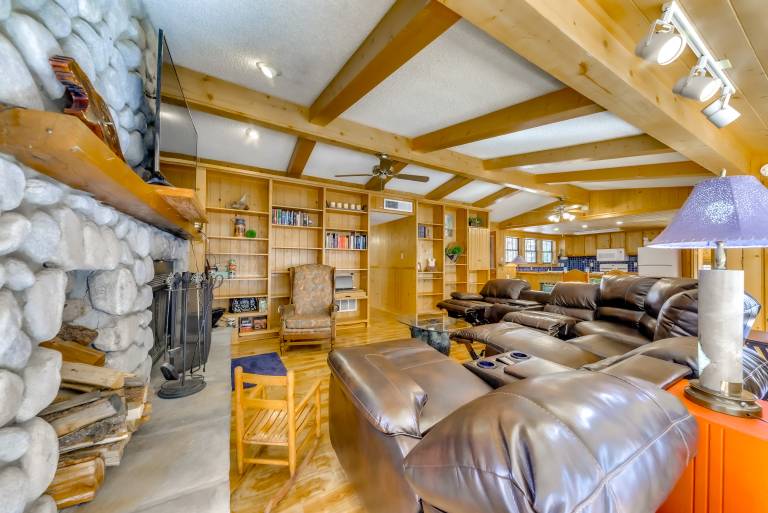 Ruidoso Cabin in the Mtns: River & Forest Views! — photo 5