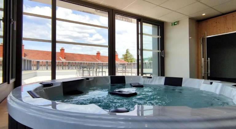 Logis Hotel du Parc-Restaurant - Le Rouget de Lisle — photo 2