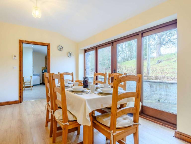Pleasant cottage with yard & barbeque | Pets are welcome — photo 5