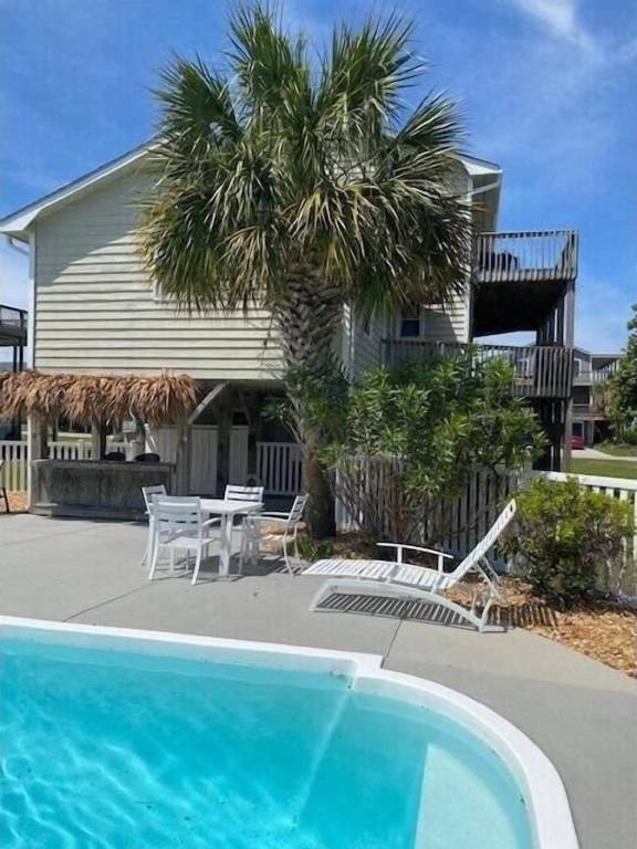 Cottage Emerald Isle