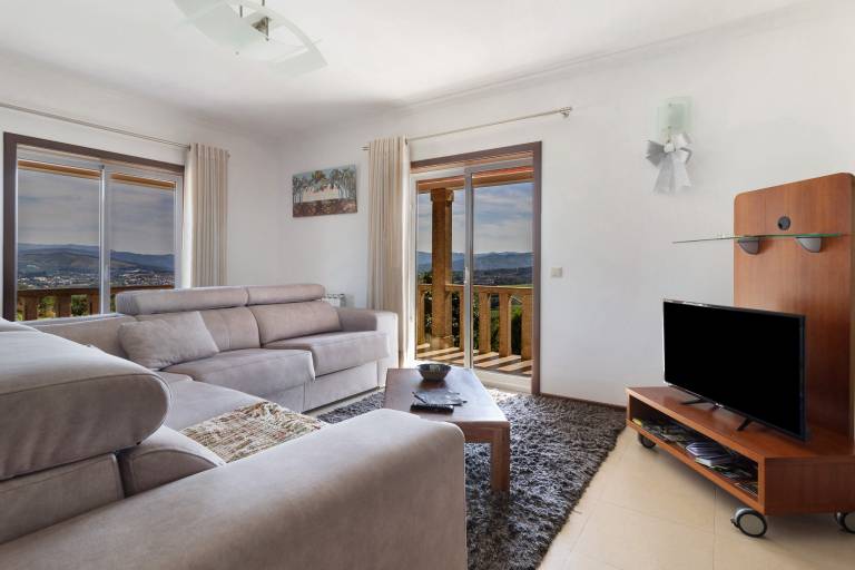 Holiday Home 'Casa Cerdeirinhas De Basto' with Mountain View, Private Pool and Wi-Fi — photo 5
