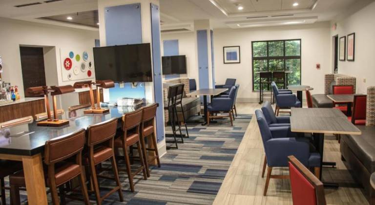 Holiday Inn Express Hotel & Suites Athens By IHG — photo 3
