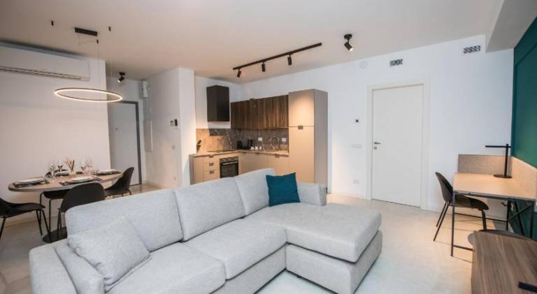 Rental apartment with pool — photo 2