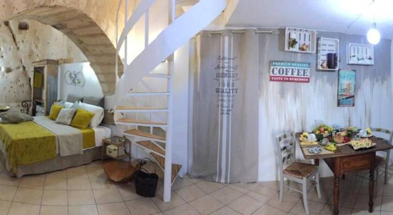 Lovely rental apartment with terrace & garden | Suitable for remote work | Dogs allowed — photo 4