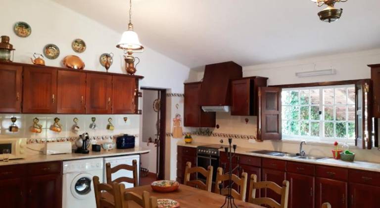 Fully equipped house with barbeque, terrace & private pool | Pets allowed — photo 3