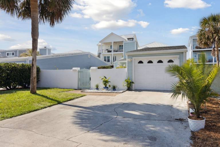 North End Gem - Pet Friendly Fernandina Beach Cottage — photo 2