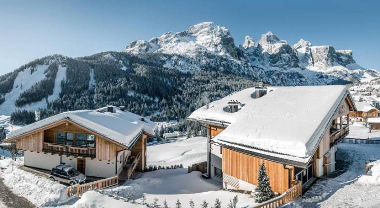 Serviced apartment with patio, pool & garden | Pet-friendly in Corvara in Badia