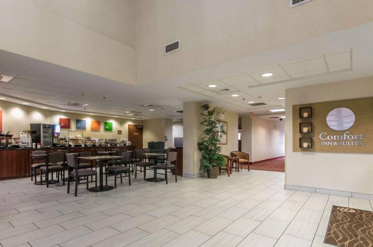 Comfort Inn & Suites Morehead — photo 3