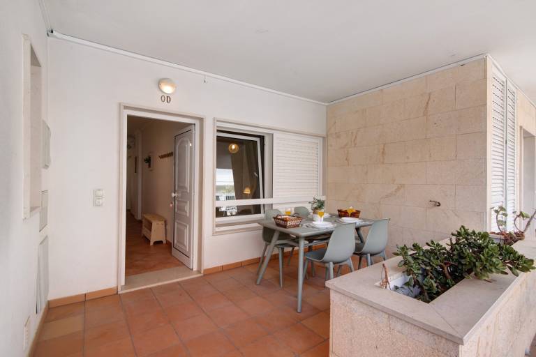 Rental apartment with pool & grill — photo 4