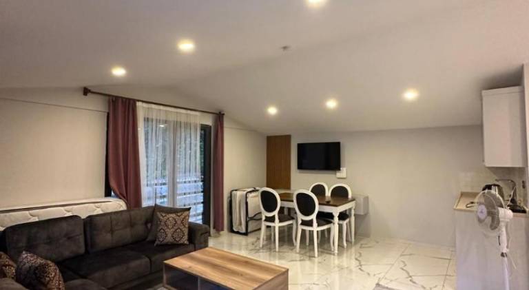 Serviced apartment with terrace & garden | Dogs allowed — photo 3