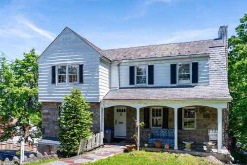 Bed and breakfast  Scarsdale