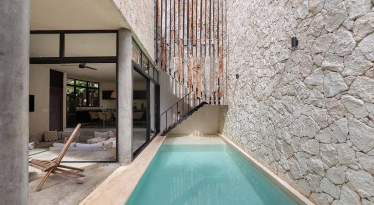 Villa with pool in Tulum