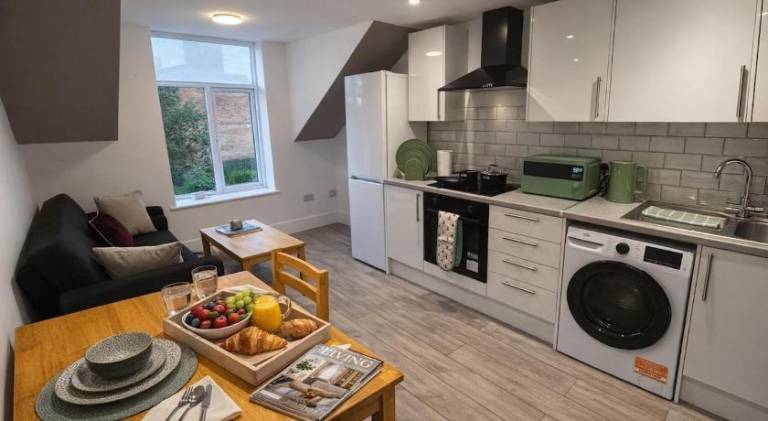 Brand NEW Oxford Central 1 Bedroom Apartment Modern Stay in Oxford