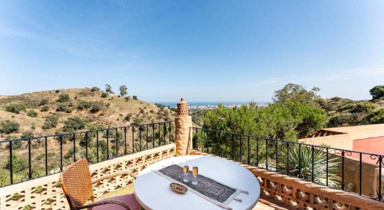 Villa with pool | Pets are welcome — photo 5