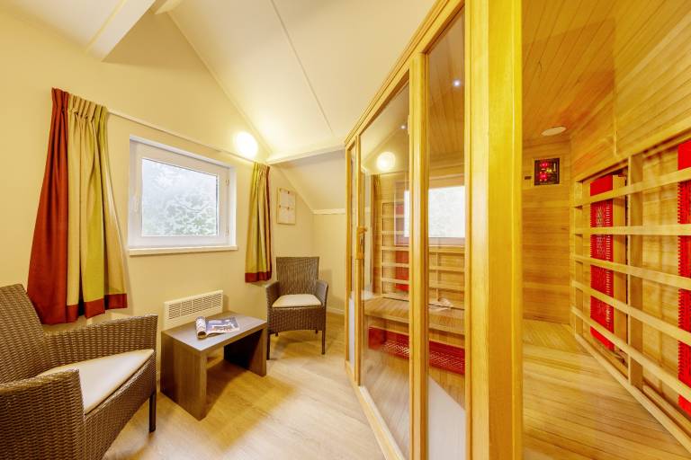 Child-friendly cottage with pool | Pets allowed — photo 2