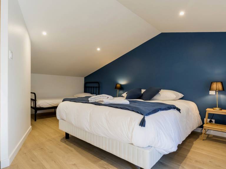 Charming Cottage near Loire: Private Terrace, 2 Ensuite BRs, Baby Gear, WiFi, Pet-Friendly — photo 5