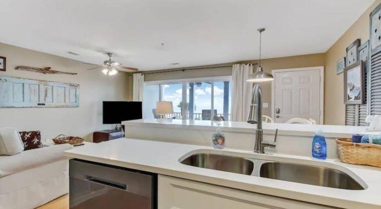 House with 2 rooms for 6 persons — photo 4