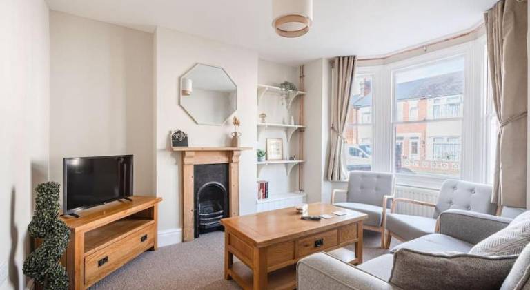 Pleasant house with yard | Pet-friendly in Ipswich