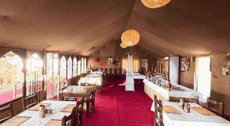 Desert luxury glamping — photo 4